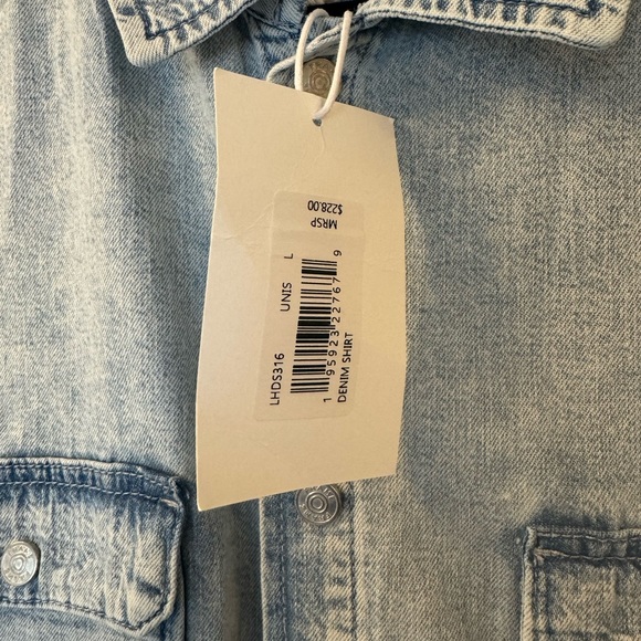 Frame Jean shirt with snap buttons NWT size Large men’s. - Picture 5 of 6